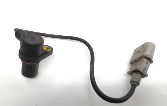 Audi A6 Allroad C6 Crankshaft position sensor 0261210146 06A906433E