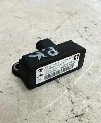 Porsche Macan (95B) ESP acceleration yaw rate sensor 95B907637D 10170107633