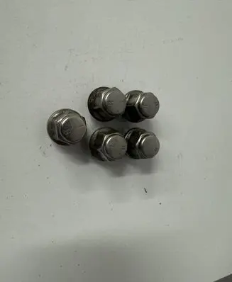Chrysler Pacifica Wheel nut cap/cover 
