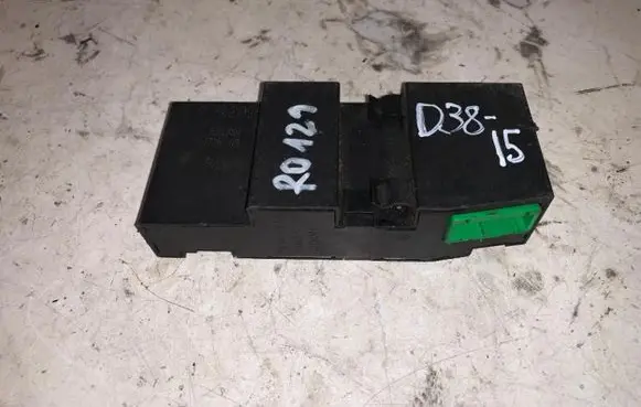 Volvo S80 Comfort/convenience module 8691998 D3815