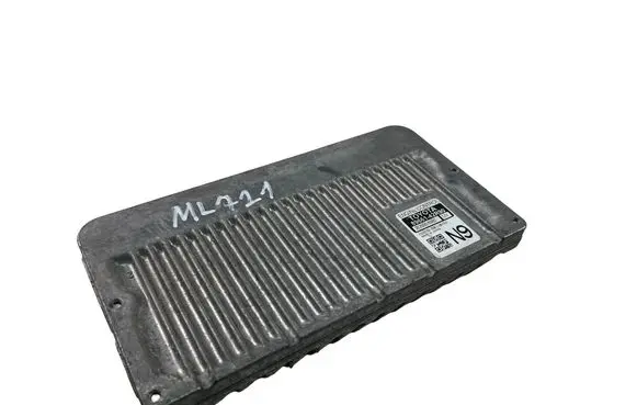 Toyota RAV 4 (XA40) Engine control unit/module 8966142R90