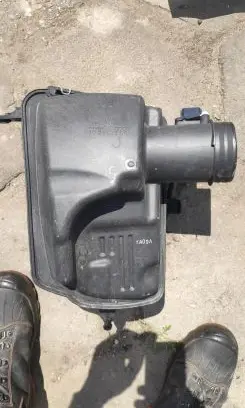 Renault Koleos I Air filter box