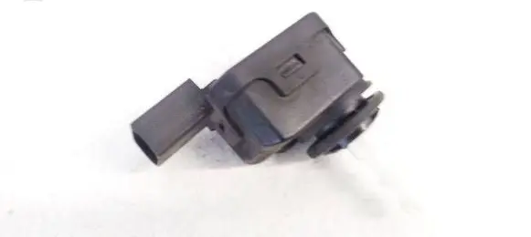 Mercedes-Benz ML W163 Headlight level adjustment motor A0008201608