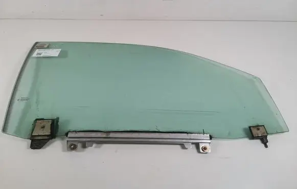 Mercedes-Benz CLK A208 C208 Front door window/glass (coupe) 