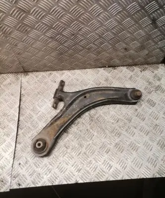 Nissan X-Trail T31 Front lower control arm/wishbone