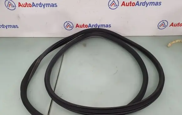 BMW X3 G01 Front door rubber seal 51727468928 7393423