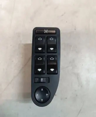 BMW 5 E39 Electric window control switch 8380646