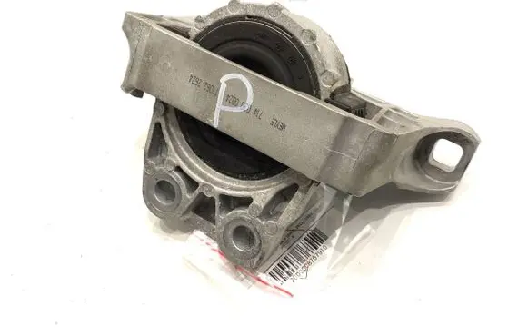 Ford Kuga II Engine mount vacuum valve CV612C405AH
