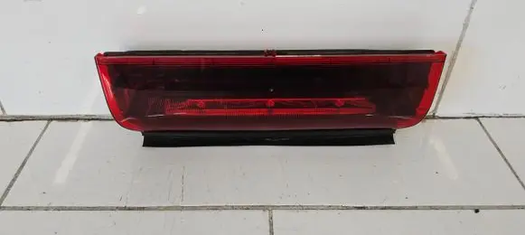 Ford Transit - Tourneo Connect Third/center stoplight L90003629
