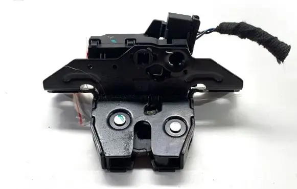 Opel Mokka Tailgate exterior lock 13587640
