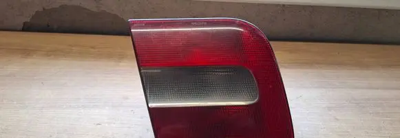 Volvo S70 V70 V70 XC Tailgate rear/tail lights 9157008 9151633
