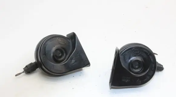 BMW 3 E92 E93 Horn signal 7159421