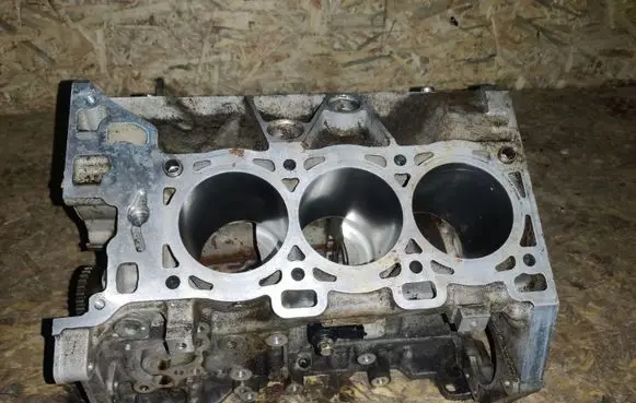 Cadillac SRX Engine block 12600129 LY7
