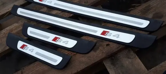 Audi A4 S4 B8 8K sill trim set (inner) 