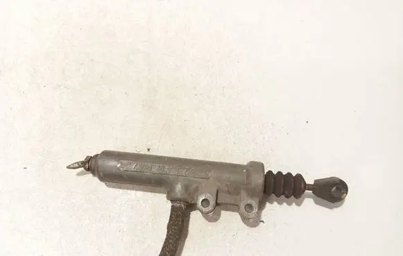 Mercedes-Benz C W202 Clutch master cylinder 2022900112