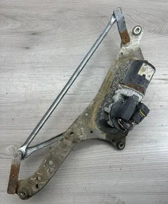 Renault Laguna II Front wiper linkage and motor