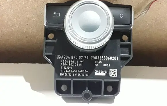 Mercedes-Benz C W204 Multifunctional control switch/knob A2048700779