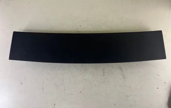 Jeep Cherokee Tailgate/trunk upper cover trim 1UD36DX9AA 1UD36DX9A UD36DX9AA