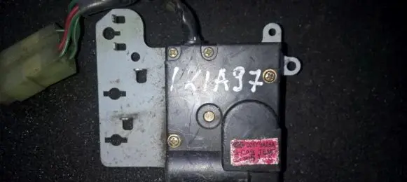 KIA Clarus Air flap motor/actuator d267ba95a