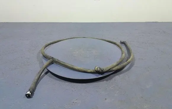 Opel Zafira B Windshield washer spray nozzle 13145536