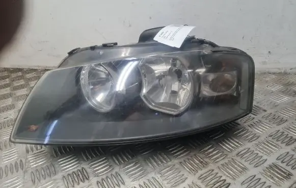 Audi A3 S3 8P Headlight/headlamp 8P0941003L