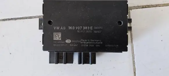 Volkswagen PASSAT B6 Tow bar trailer control unit/module 1K0907383E 3A002002