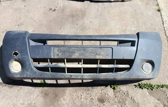 Renault Master II Front bumper