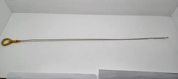 Lexus IS 220D-250-350 Oil level dip stick 