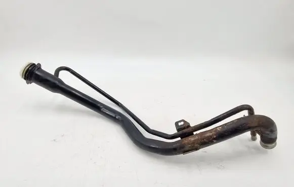 Mitsubishi Outlander Fuel tank filler neck pipe