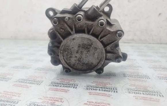 Volkswagen PASSAT B6 Vacuum pump 03G145209C