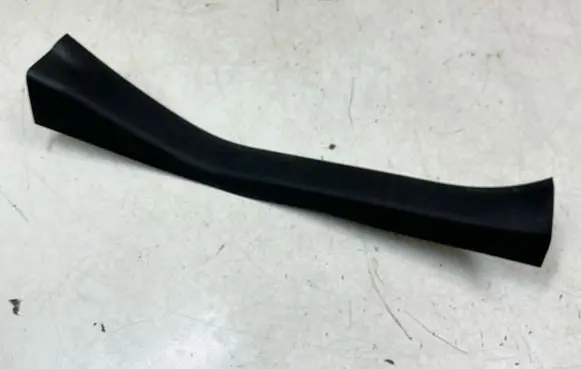 Nissan Leaf I (ZE0) Rear sill trim cover 769B73NF0A 769B73NL0A