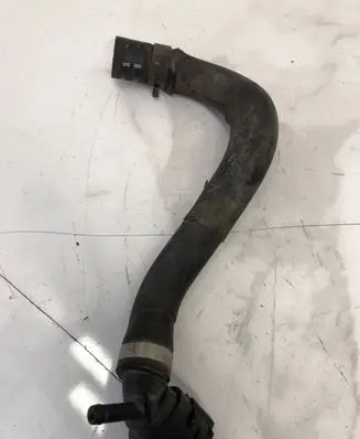 Audi A3 S3 8V Engine coolant pipe/hose 5Q0122291B