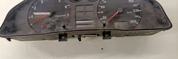Audi A4 S4 B5 8D Speedometer (instrument cluster) 8D0919033C 88311225 81117808