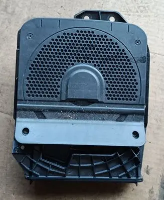 BMW 4 F32 F33 Subwoofer speaker 430407803424