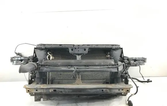 Volkswagen Touareg I Radiator support slam panel R134A K4818