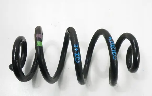 Nissan Qashqai+2 Rear coil spring