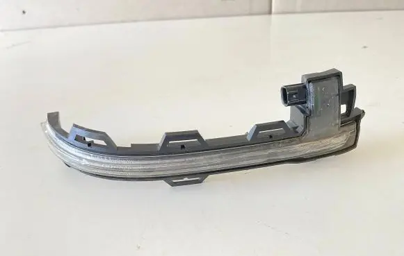 BMW X5 F15 Mirror indicator light 0292412011 1811121108