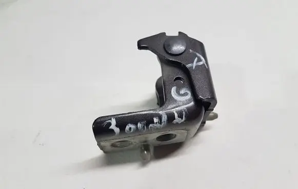 Peugeot 3008 II Rear door lower hinge 1608322080