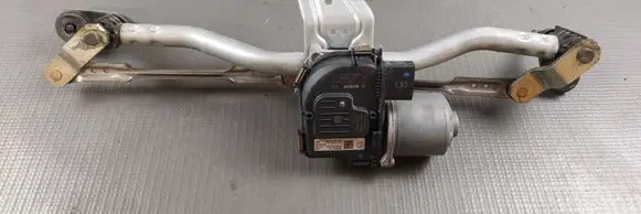 Skoda Octavia Mk4 Front wiper linkage 5E4955023 5E4955119