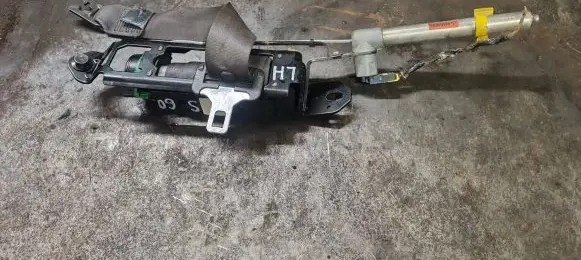 Volvo S60 Front seatbelt 8626244