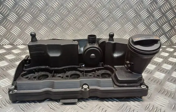 Volkswagen Polo V 6R Rocker cam cover 03P103469A
