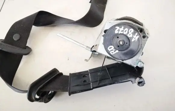 Opel Zafira B Front seatbelt 13178666 13132394