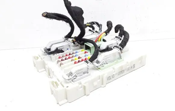 Volvo V40 Fuse module 31394963