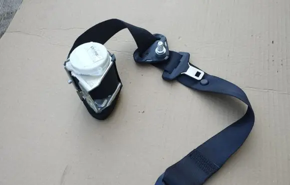 Fiat 500 Rear seatbelt 07354517390
