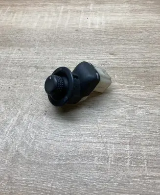 Renault Megane I Wing mirror switch