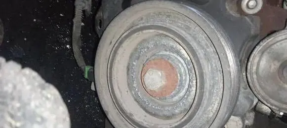 Peugeot 308 Crankshaft pulley