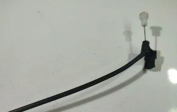 Opel Astra H Front door cable line 