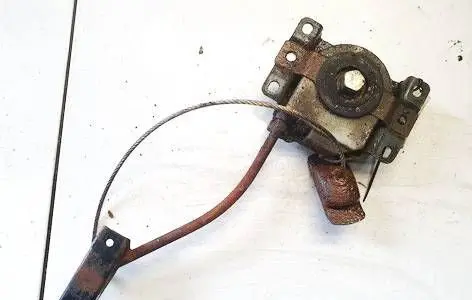Toyota Corolla Verso AR10 Spare wheel bolt 