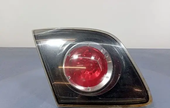 Mazda 3 I Rear/tail lights P2913L