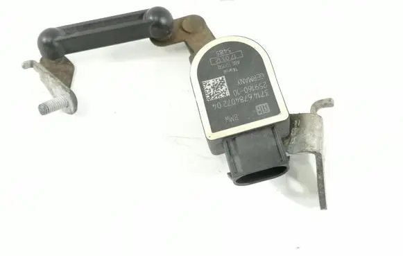Headlight/headlamp level sensor